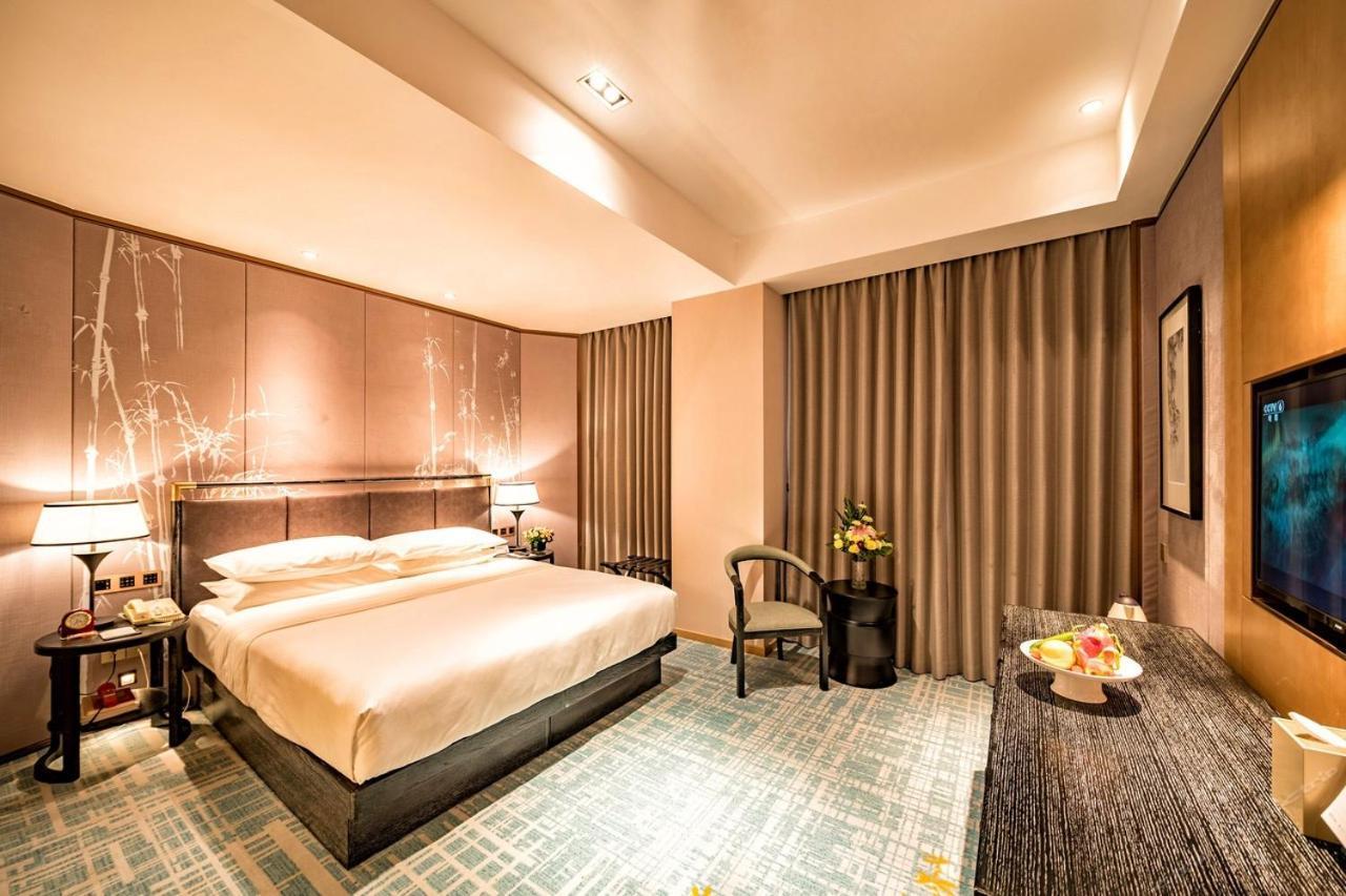 Courtyard By Marriott Yangzhou Hotel Bagian luar foto